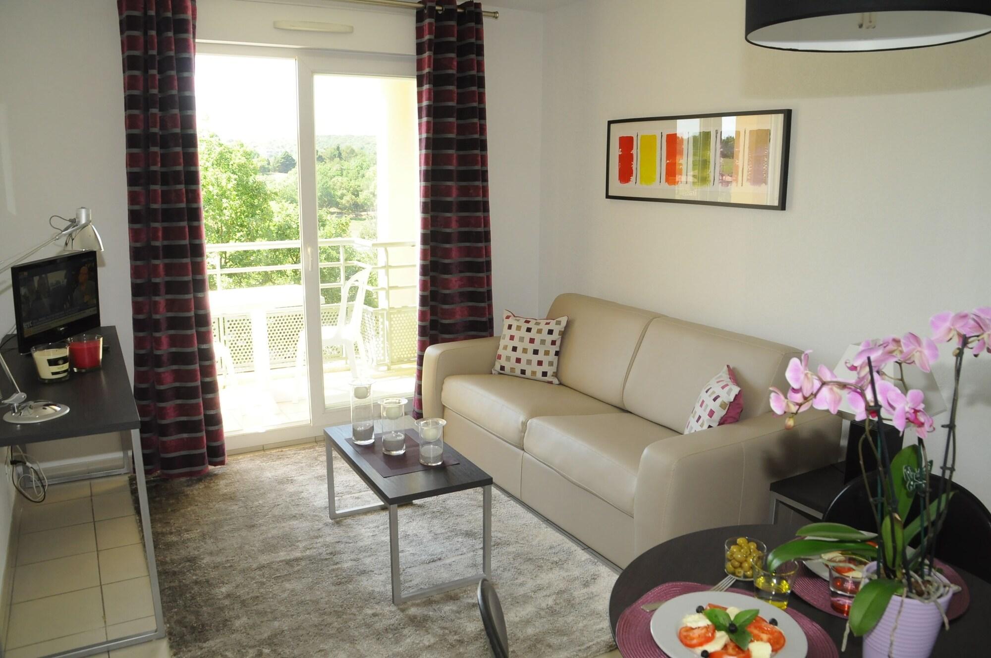 Nemea Appart Hotel Green Side Biot Sophia Antipolis Exterior photo