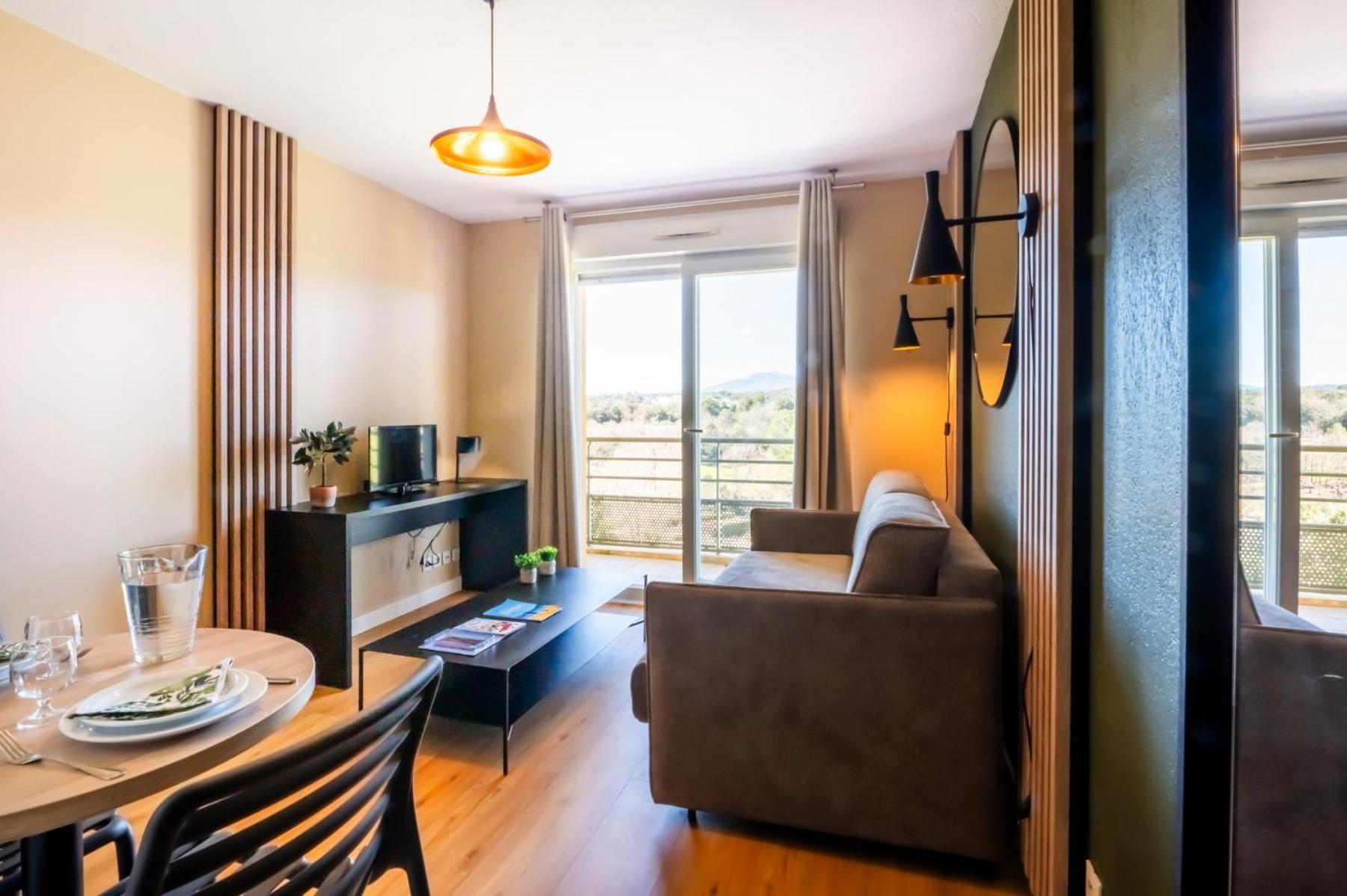 Nemea Appart Hotel Green Side Biot Sophia Antipolis Exterior photo