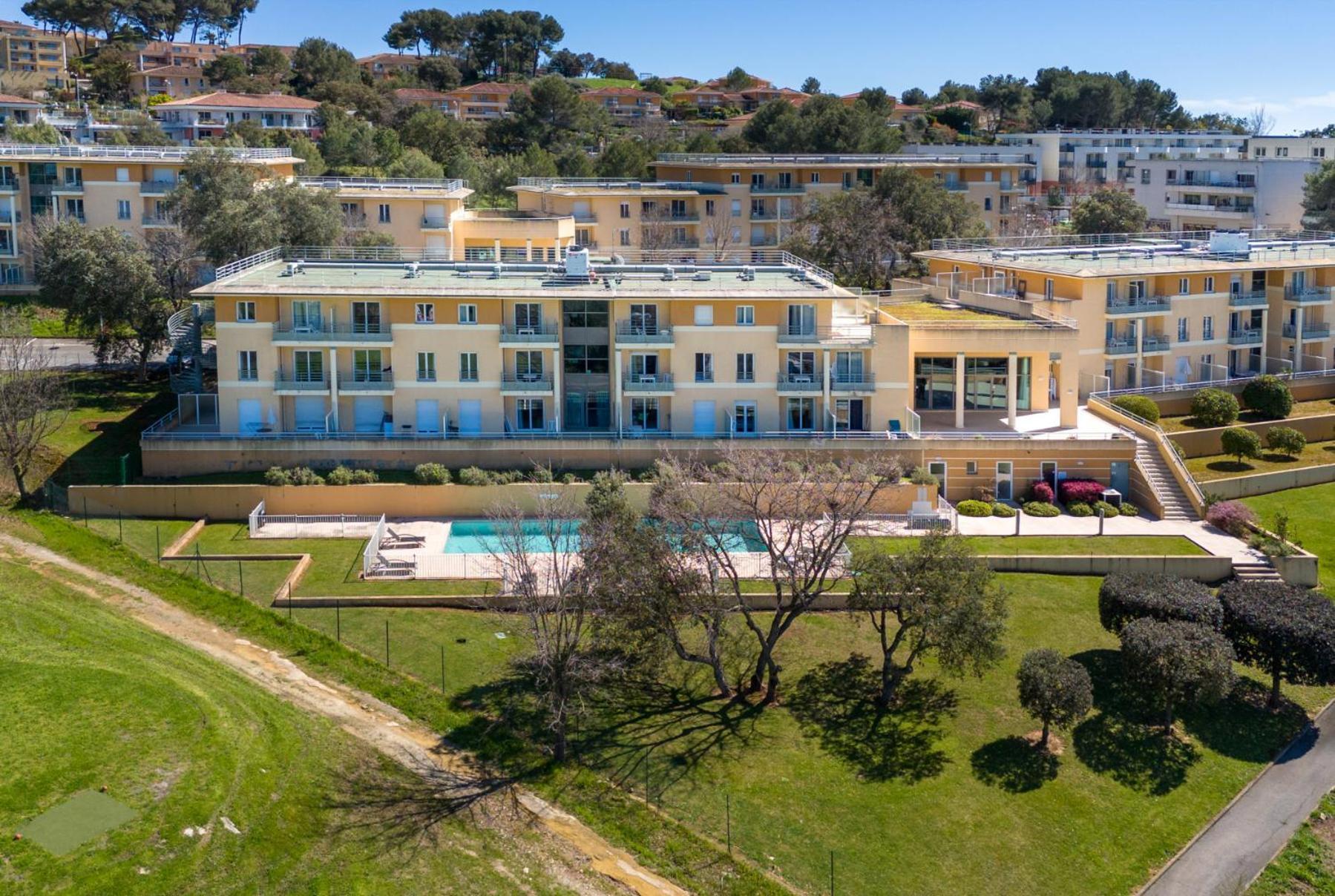 Nemea Appart Hotel Green Side Biot Sophia Antipolis Exterior photo